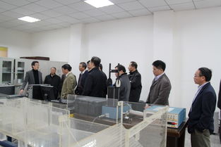 2012年西華大學(xué)材料科學(xué)發(fā)展戰(zhàn)略研討會(huì) 聚焦前沿，共筑創(chuàng)新平臺(tái)